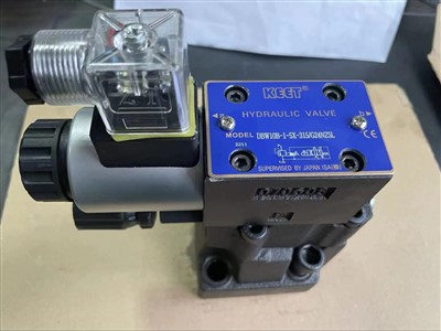 Υδραυλική 6 Way Directional Valve Control 12V/24VDC Διπλή δράση κατάλληλη